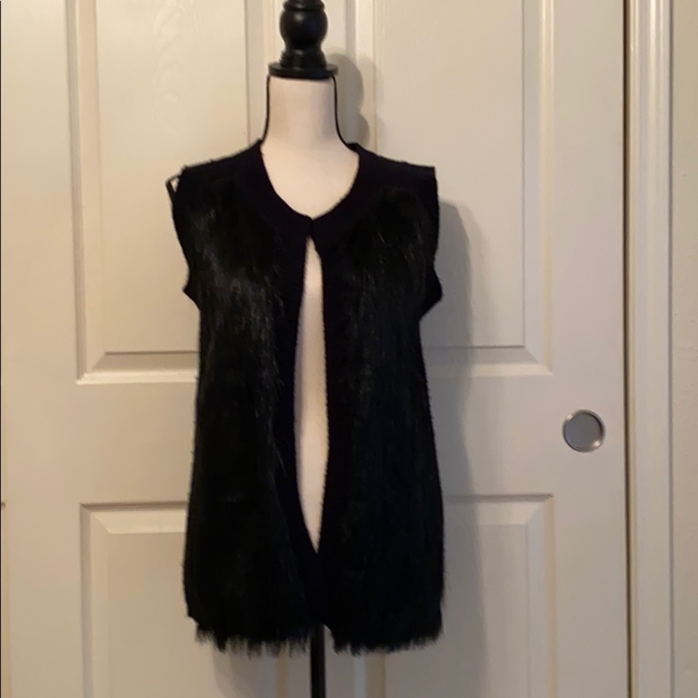 Shasa Oversized Black Faux Fur Winter Vest